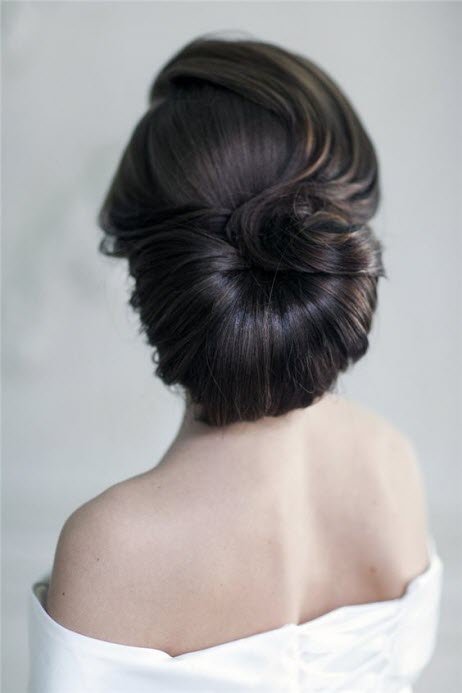 Wedding hairstyle - voluminous bun