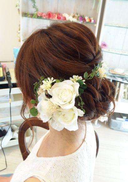 Wedding hairstyles: photo