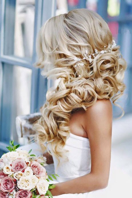 Χτενίσματα γάμου: πλέξιμο για μακριά μαλλιά