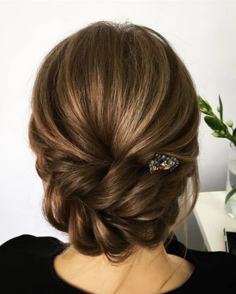 Wedding hairstyle - voluminous bun
