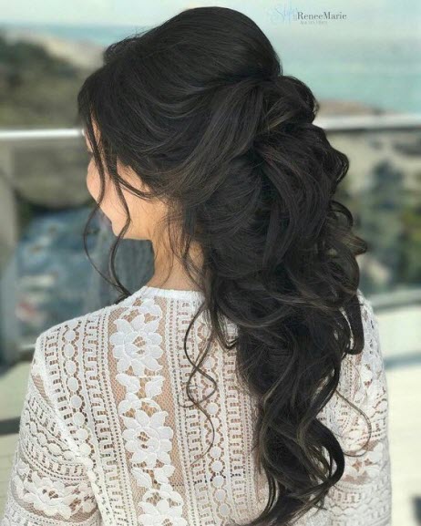 Wedding hairstyles: braiding for long hair