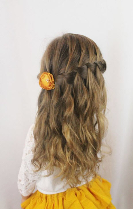 Interesting hairstyles for girls: photo