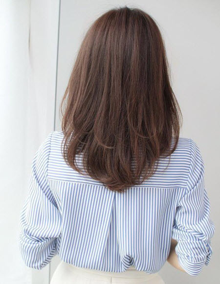 Las fotos más bellas de cortes de pelo de mujeres para cabello medio 2019-2020.