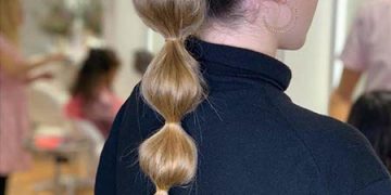El peinado con cola de burbuja más de moda: la tendencia actual de 2021